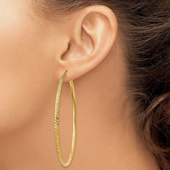 14k Yellow Gold Knife Edge Diamond-cut Hollow Hoop Earring 65 L x 2.5 mm W
